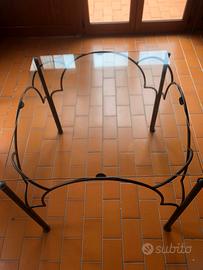 Tavolo in ferro battuto e vetro con 4 sedie