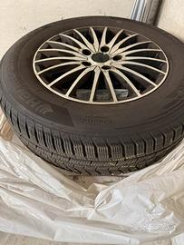 Gomme da neve 215/70 r16 con cerchi in lega