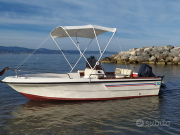Barca ELAN 5m open con motore e carrello