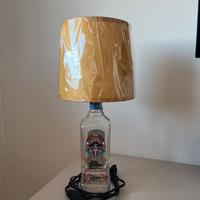 Lampada con bottiglia rum jose cuervo special