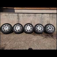 Cinque gomme Fiat Multipla