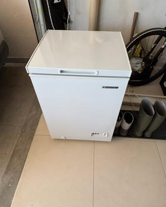 Congelatore a pozzetto compatto 100L classe A+