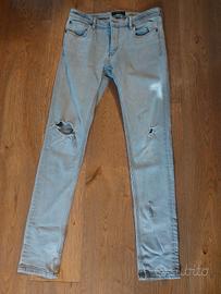 pantaloni jeans