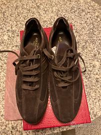 Scarpe uomo stringate in camoscio marrone