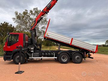 PALFINGER PK 245 TEC allestimento su Iveco Stralis