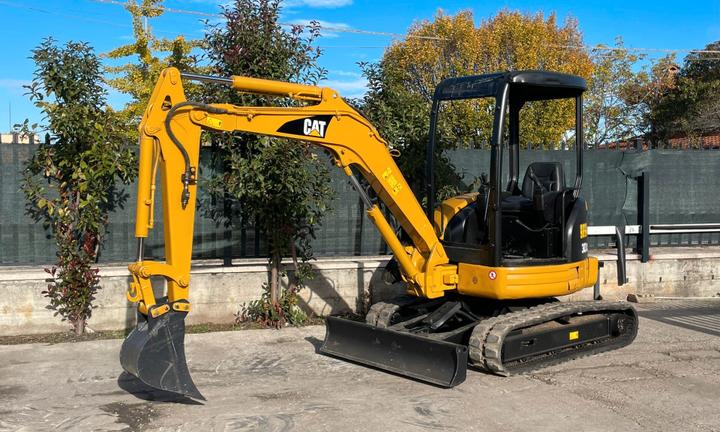 E120 Escavatore 35 q.li Caterpillar 303CR
