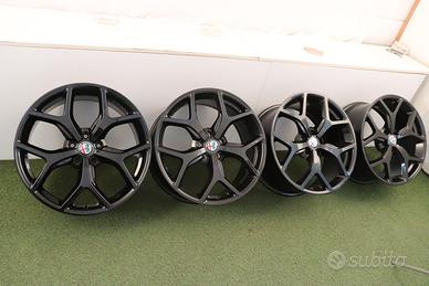 Cerchi in lega Alfa Romeo Giulia 19 ORIGINALI