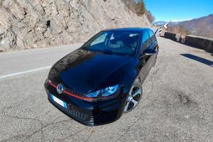 Volksvagen Golf 7 GTI
