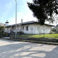 Villa d'epoca / indipendente - Nimis