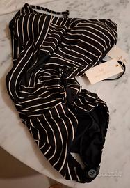 Costumi mare con etichetta appena comprati