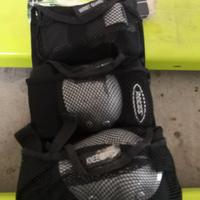 protezioni per pattini Roces