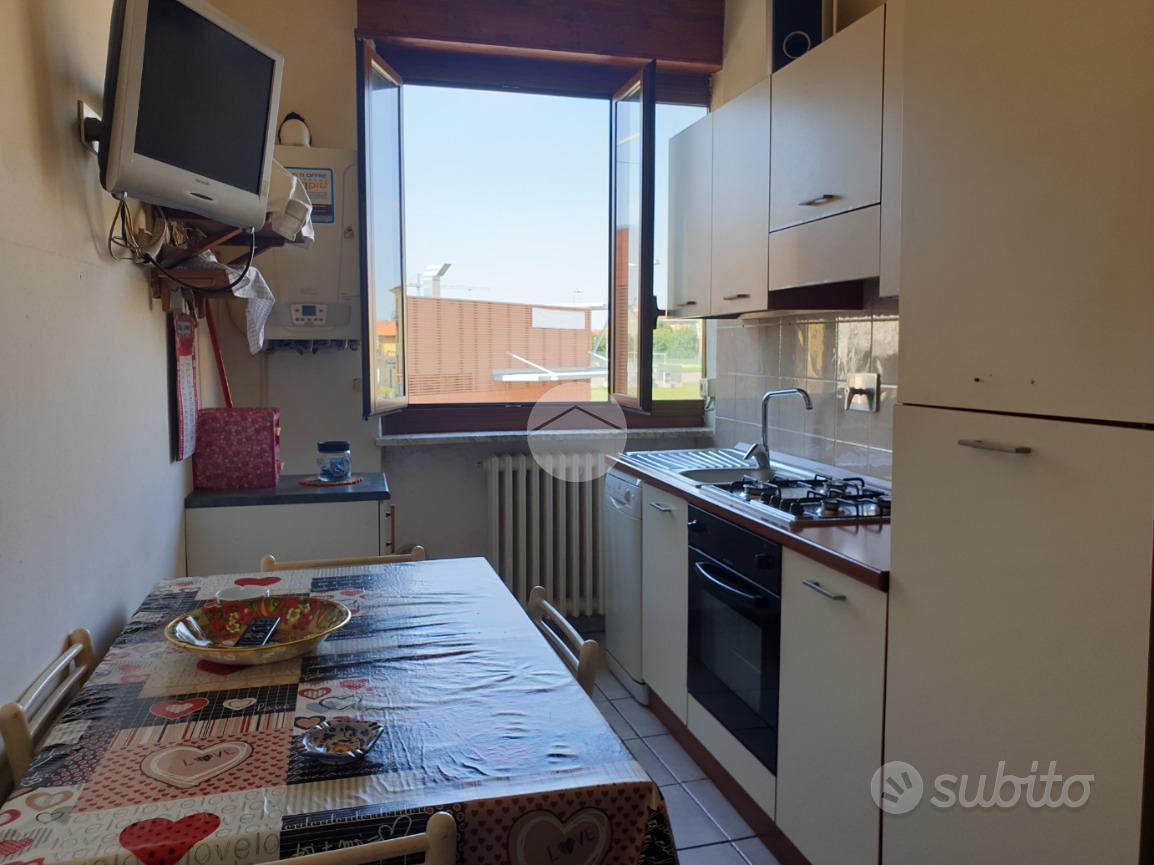 Apartment in Orbassano, Torino - Vista 5