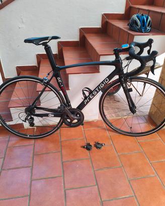 bici da corsa in carbonio 