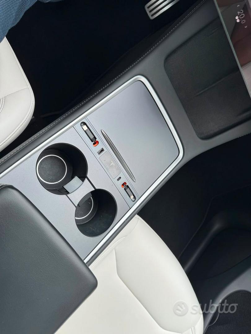 Tesla Model Y 2023 photo 5