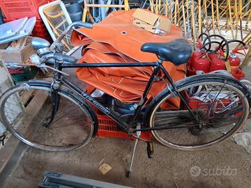 bicicletta con freni a bacchetta