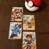 Set 4 carte allenatore Pokémon.