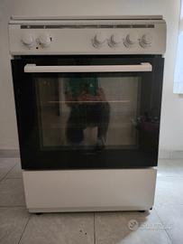 cucina a gas  con forno 