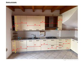 CUCINA in condizioni molto buone