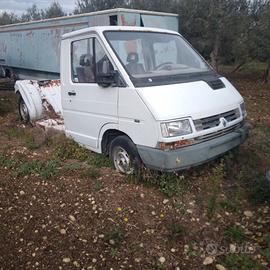 Renault Trafic 1400D senza documenti