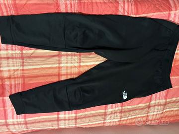 Joggers the north face