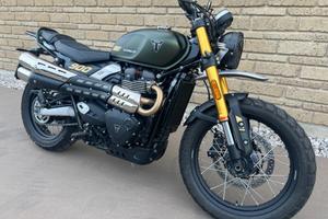 TRIUMPH Scrambler 900