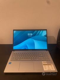 ASUS Vivobook 15