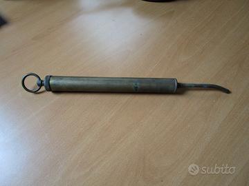 Oliatore in ottone. Anni 30?