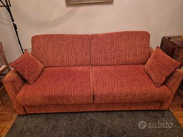 Divano letto matrimoniale