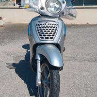 Aprilia Scarabeo 200 - 2011
