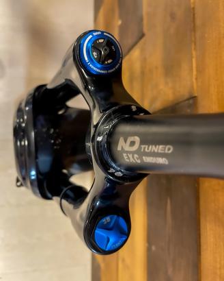 FORCELLA FOX 38 170 Float 29 PerformanceEliteGrip2