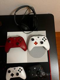 xbox one s piu joistik e giochi