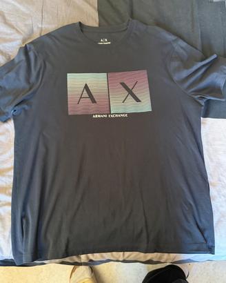 3 T-shirt di marca taglia L tutte 3 a 40 €