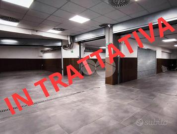 AUTORIMESSA A NAPOLI