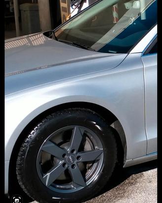 CERCHI 17 AUDI  CON GOMME INVERNALI  GOODYEAR 