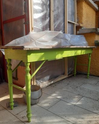 TAVOLINO VINTAGE in dono