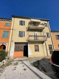 CASA TERRACIELO CON CAPANNONE A SORGA' (VR)