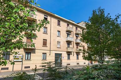 3 LOCALI A TORINO