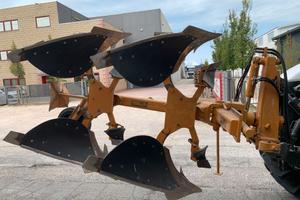 Aratro MORO ARATRI BVM 16 A Variabile