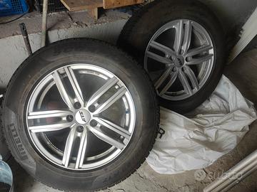 Cerchi in lega + gomme 4 stagioni