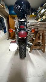 YAMAHA VIRAGO 1100