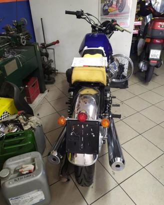 Moto Guzzi VR 850 T5