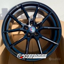 Cerchi in lega 19 Alfa Giulia dedica Quadrifoglio