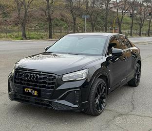 Audi Q2 S-tronic Business Identity Black