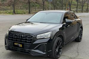 Audi Q2 S-tronic Business Identity Black
