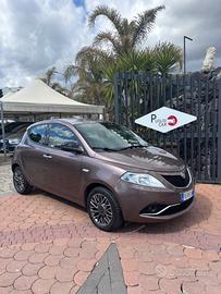 Lancia Ypsilon 1.3 MJT 16V 95 CV 5 porte S&S Plati