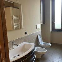 Mobile sottolavabo in ceramia