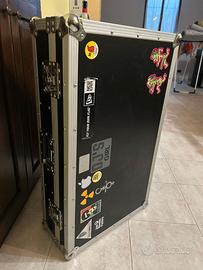 Console DJ Behringer DJX750 Numark NDX400