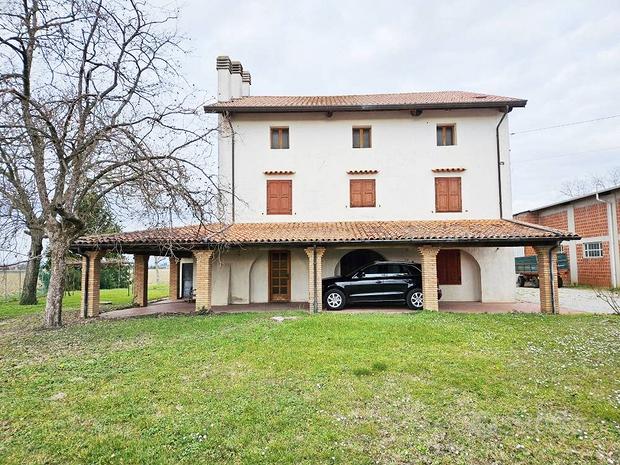 Casa indipendente - Fiumicello Villa Vicentina -