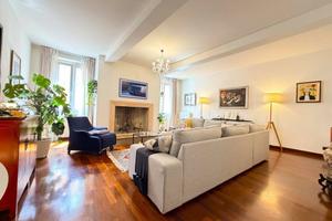 Appartamento di 143 m² con più di 5 locali a Moden
