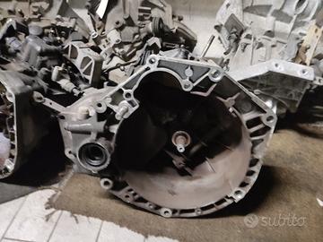 Cambio FIAT PUNTO 2 1242cc 16V del 2001